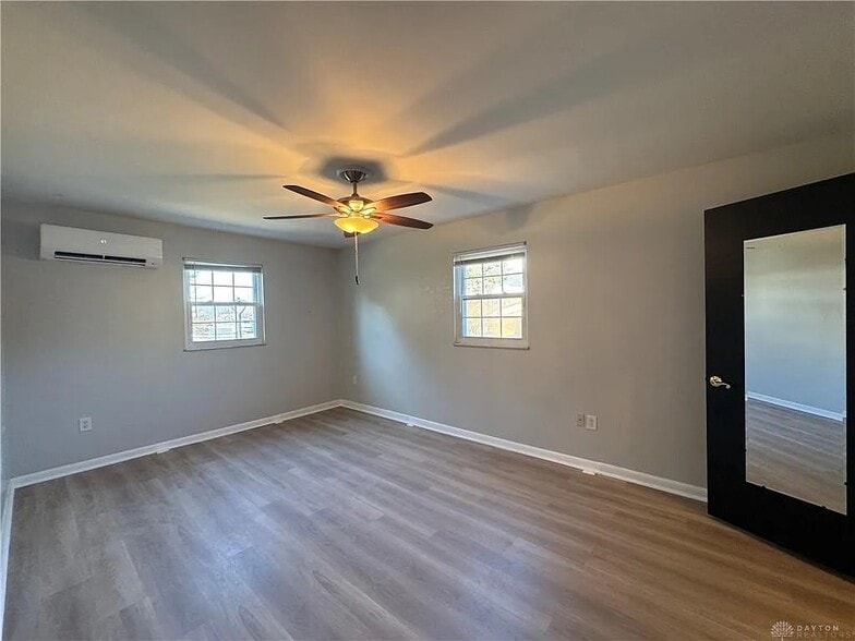 More Photos Of 30 Poinciana Dr, Dayton Apartments For Sale