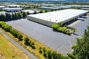 More Photos Of 18225 NE Riverside Pky, Portland Contractor Storage Yard For Lease