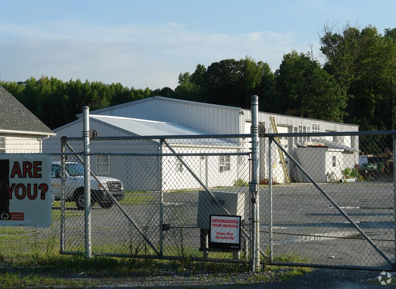 Primary Photo Of 732 Grantham Ln, New Castle Warehouse For Lease