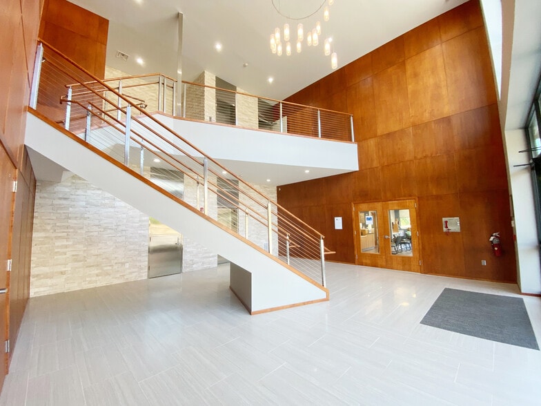 More Photos Of 400 Attain St, Fuquay Varina Medical For Lease