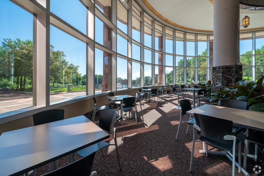 More Photos Of 601 Carlson Pky, Minnetonka Office For Lease