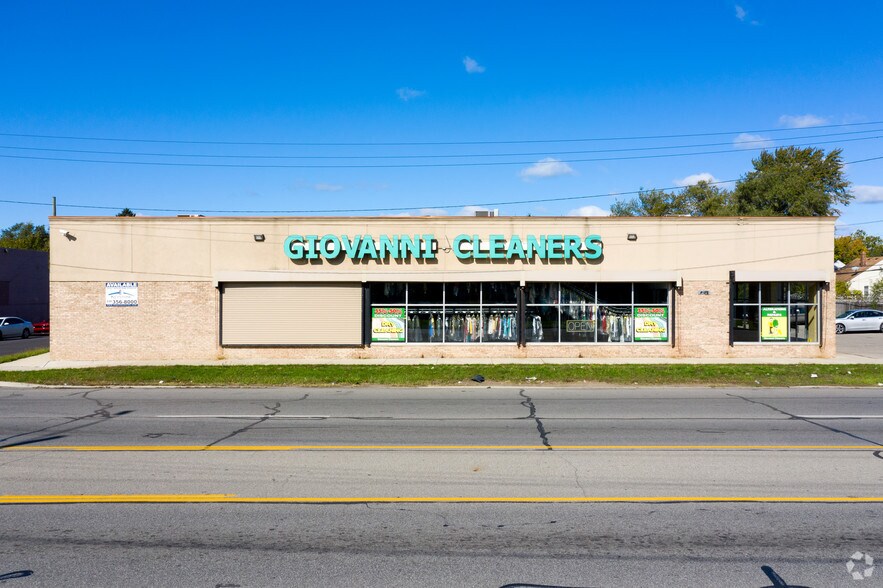 More Photos Of 16940 Joy Rd, Detroit Freestanding For Lease