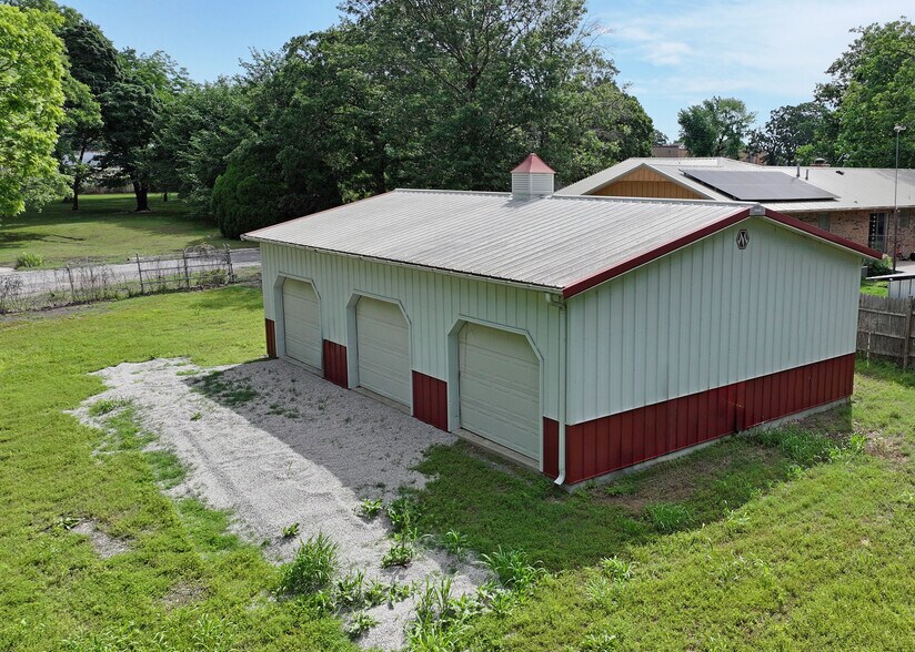More Photos Of 33700 S 51 Hwy, Wagoner Hotel For Sale