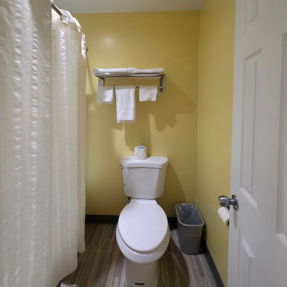 More Photos Of 5346 Minnehaha Ave, Minneapolis Hotel For Sale