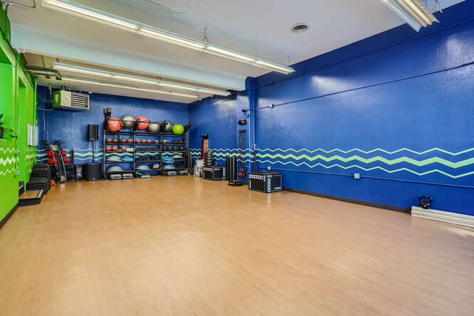 More Photos Of 2-14 S Broadway, Denver Storefront For Sale