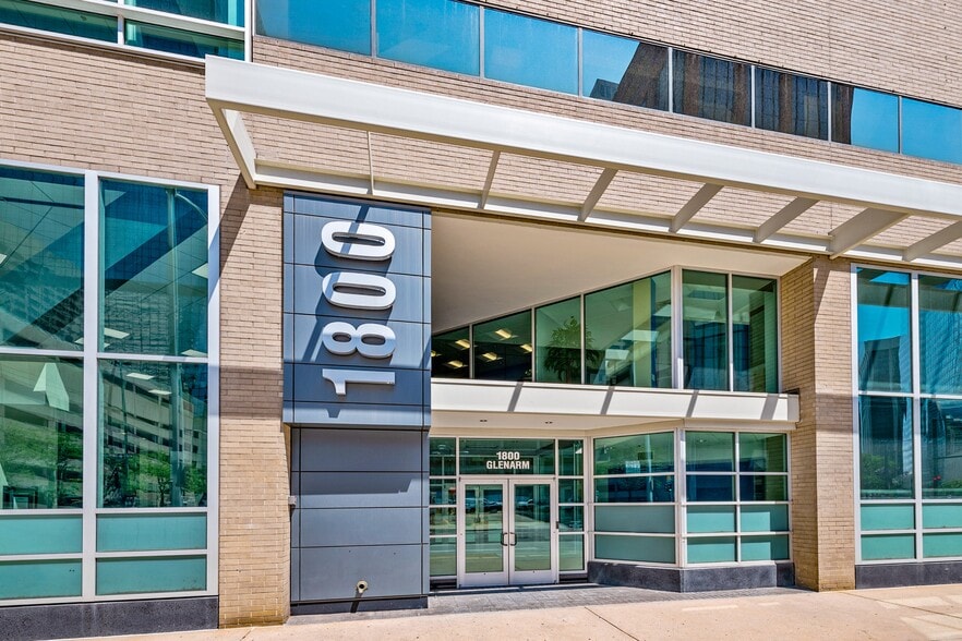 More Photos Of 1800 Glenarm Pl, Denver Office For Sale