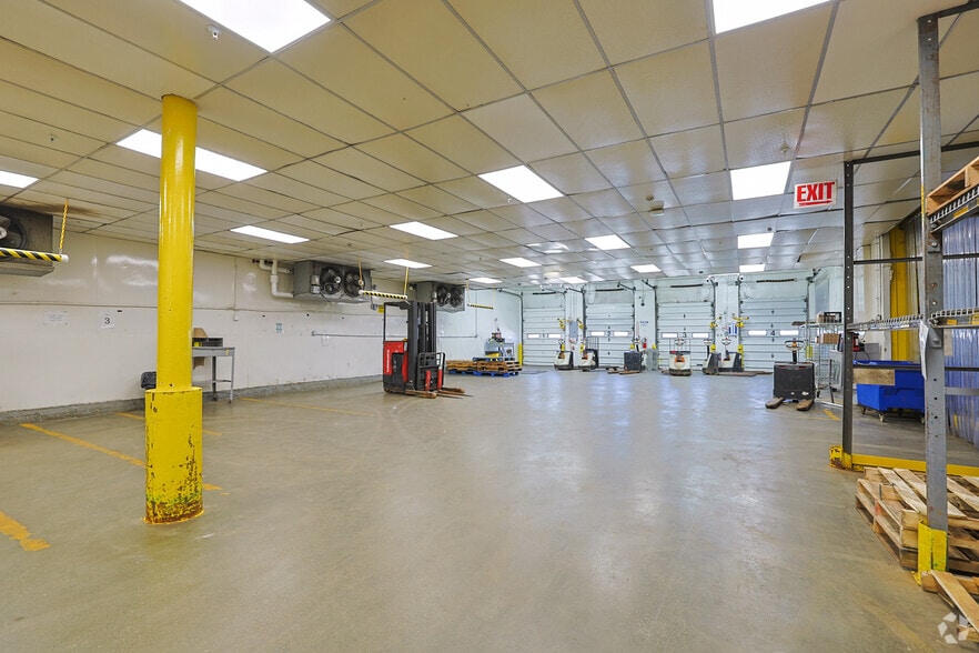 More Photos Of 16 Conn St, Woburn Food Processing For Sale