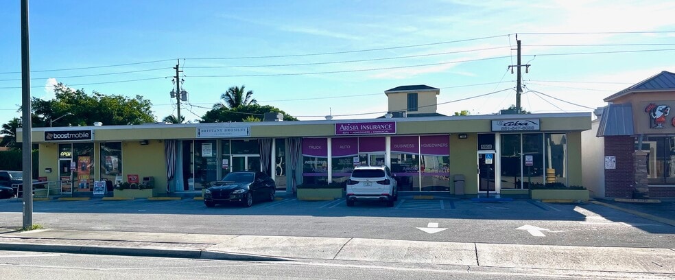 More Photos Of 5900-5904 S Dixie Hwy, West Palm Beach Storefront Retail Office For Lease