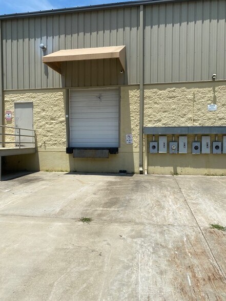 More Photos Of 1821 Wren Tpke, Gastonia Light Distribution For Lease