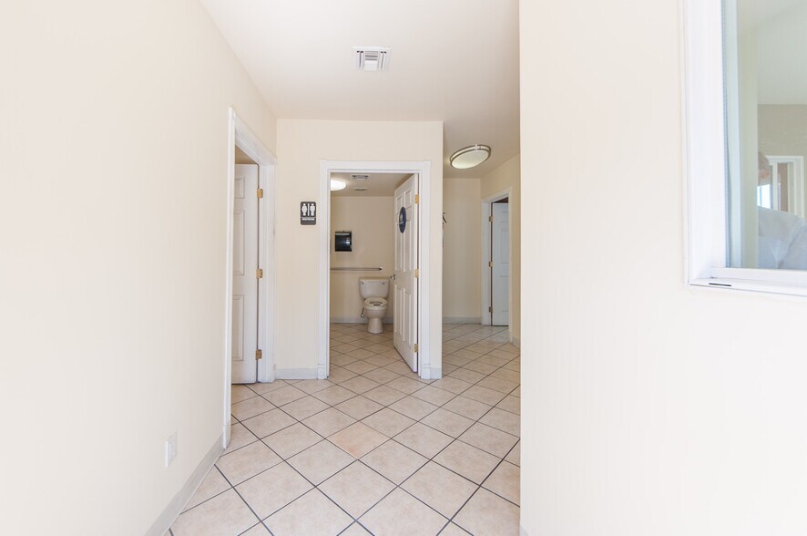 More Photos Of 5010 W Washington Blvd, Los Angeles Land For Lease