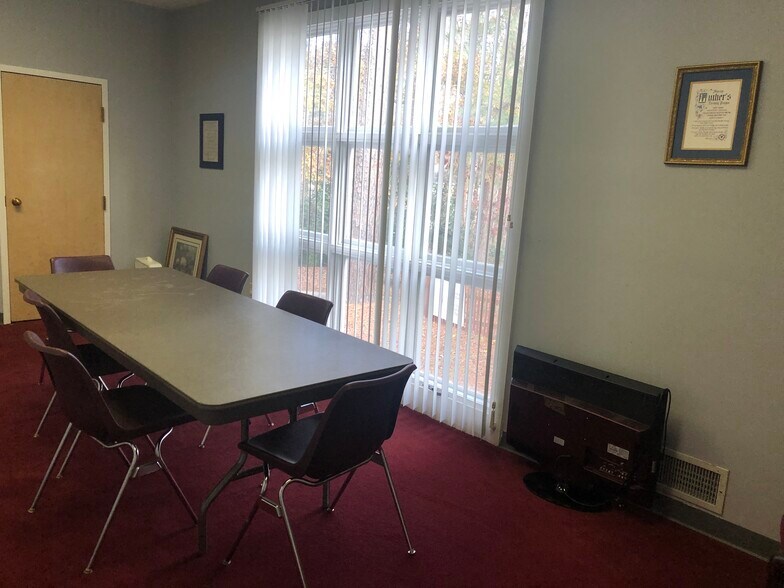 More Photos Of 722 Rockbridge Rd SW, Lilburn Religious Facility For Lease