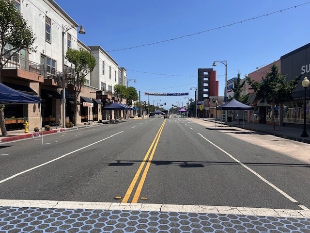 More Photos Of 16641 Bellflower Blvd, Bellflower Restaurant For Sale