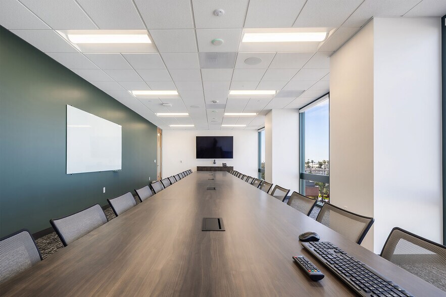 More Photos Of 222 S Harbor Blvd, Anaheim Office For Sale