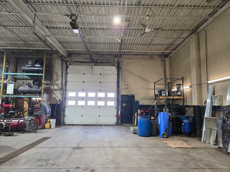 More Photos Of 2600-2616 Sheffield Rd, Ottawa Flex For Lease