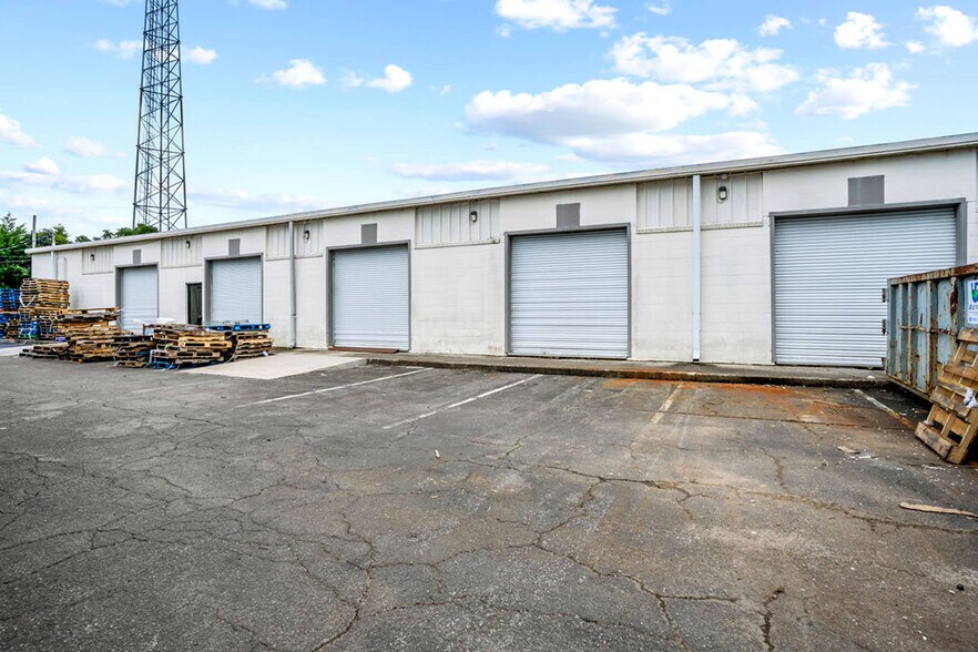 More Photos Of 1809 Gordon Hwy, Augusta Warehouse For Sale