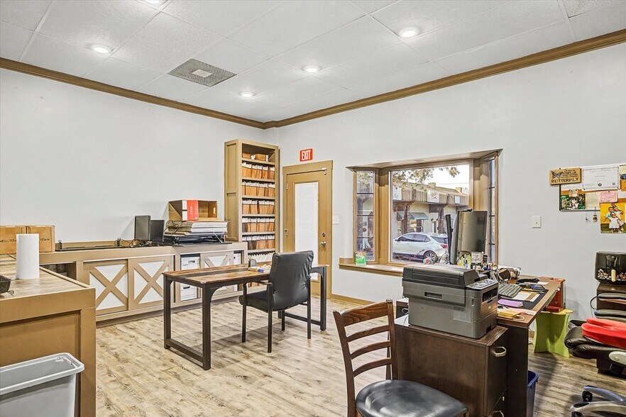 More Photos Of 1740 & 1742 Thomasville Rd., Tallahassee Office For Sale