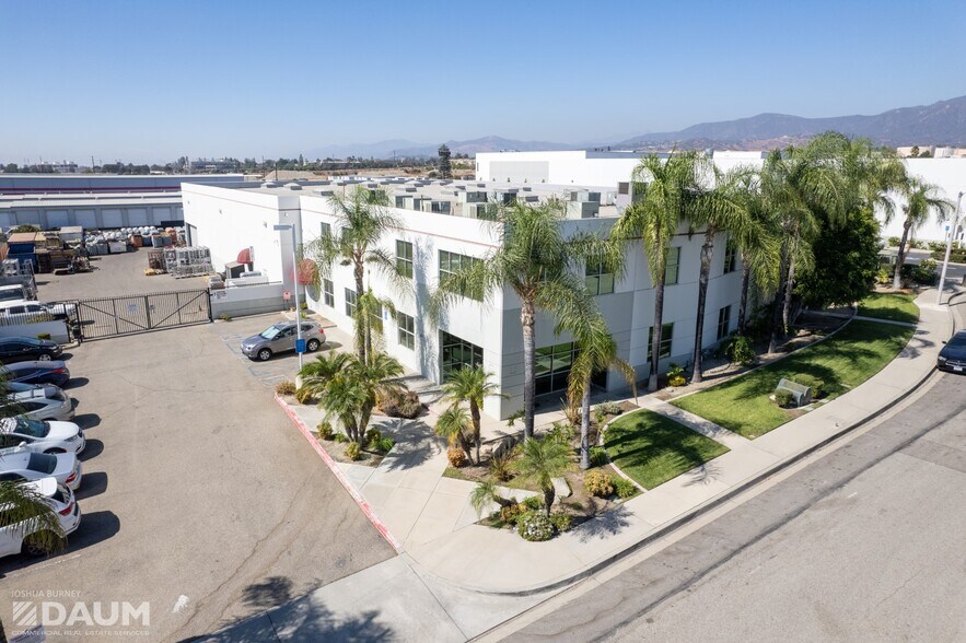 More Photos Of 545 College Commerce Way, Upland Warehouse For Sale