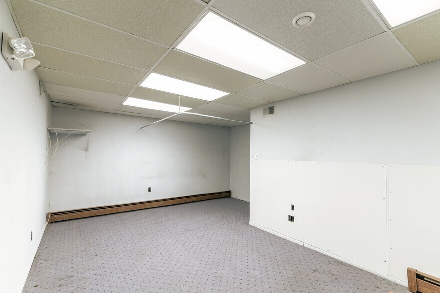 More Photos Of 115 Clifton Ave, Collingdale Specialty For Sale