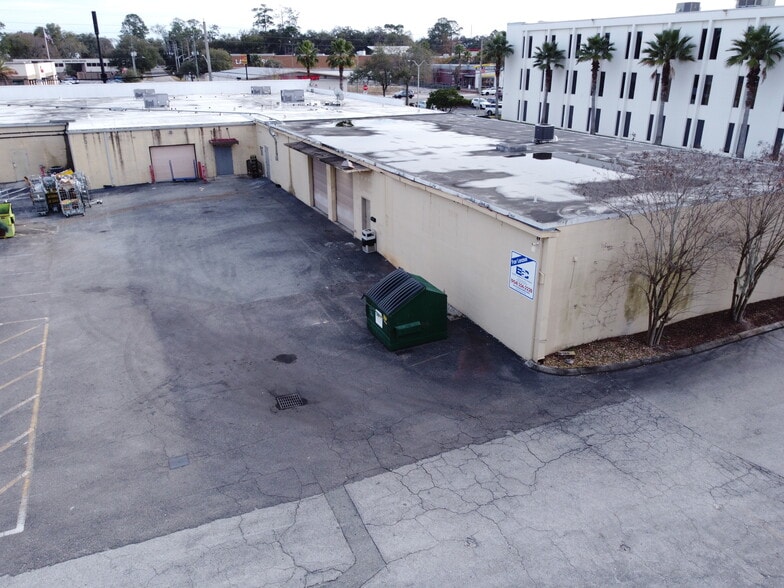 More Photos Of 3801 University Blvd W, Jacksonville Warehouse For Lease