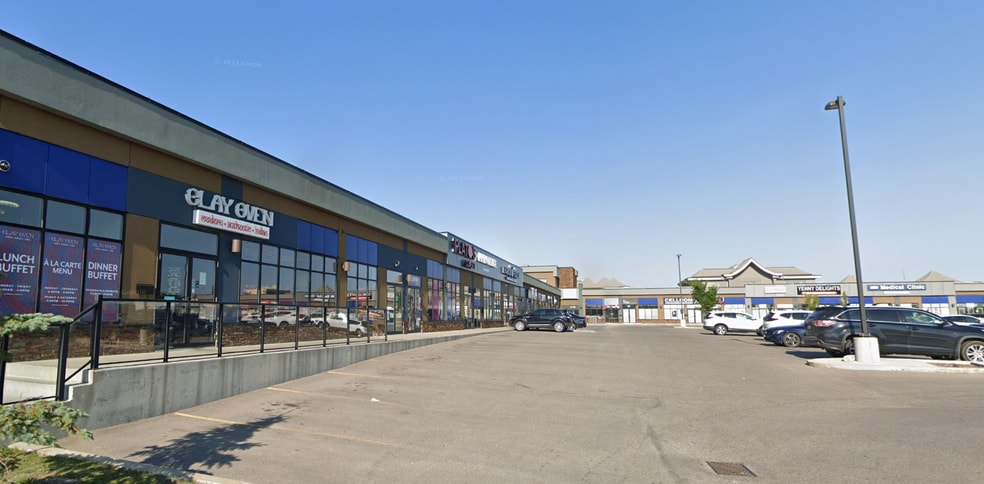 More Photos Of 3131 27th St NE, Calgary Storefront For Sale