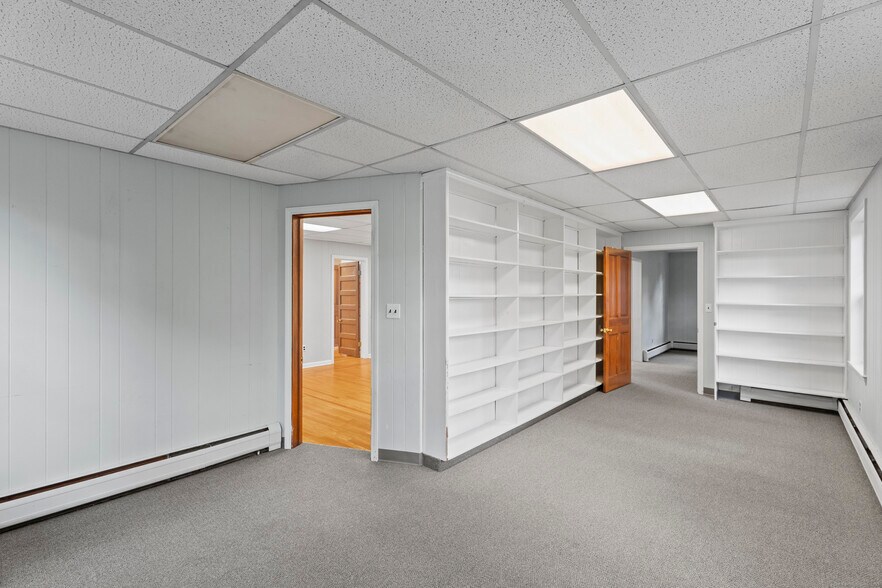 More Photos Of 2764 Whitney Ave, Hamden Office For Sale