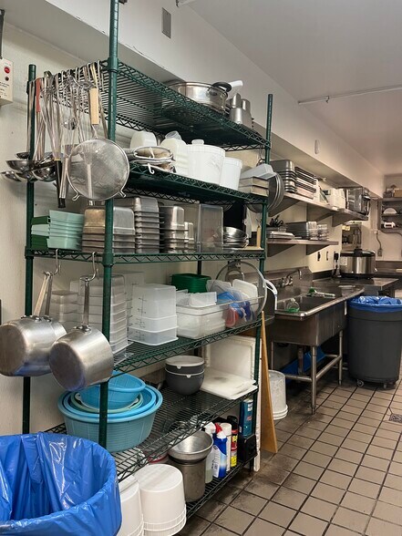 More Photos Of 858 S Coast Hwy, Laguna Beach Restaurant For Lease