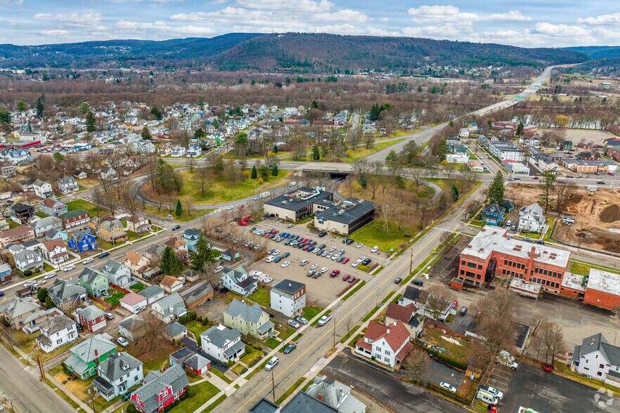 More Photos Of 111 Grant Ave, Endicott Office For Sale