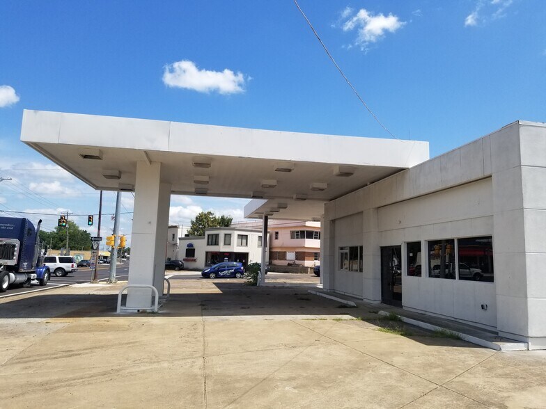 More Photos Of 102 Highway 51 S, Covington Convenience Store For Sale