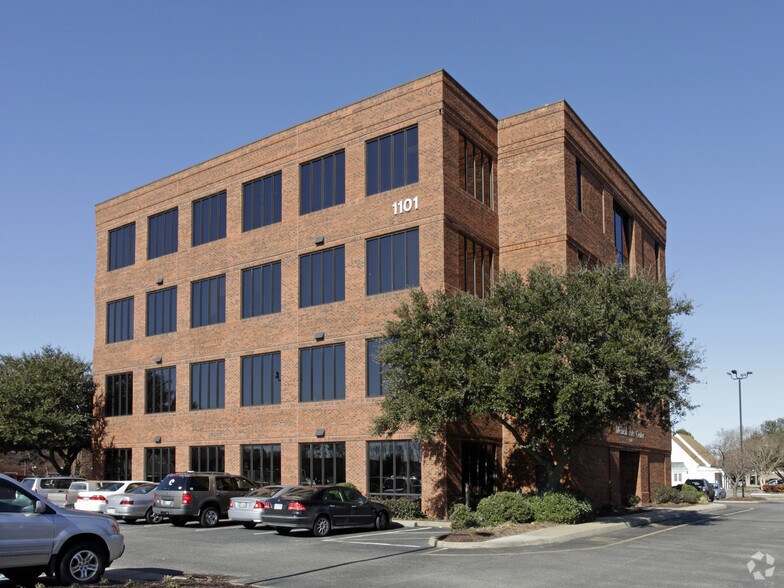 More Photos Of 1101 First Colonial Rd, Virginia Beach Medical For Lease