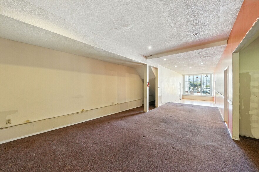 More Photos Of 46 Leland Ave, San Francisco Storefront Retail Residential For Lease