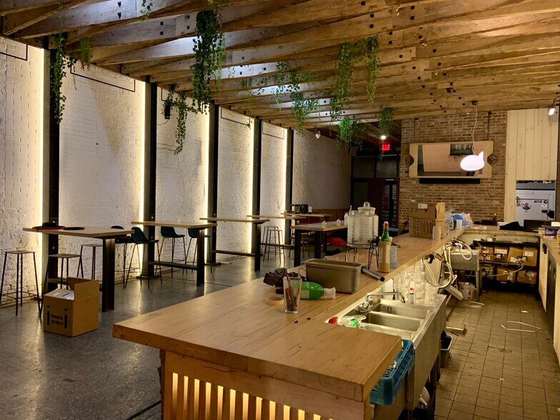 More Photos Of 15-19 Wyckoff Ave, Brooklyn Warehouse For Lease