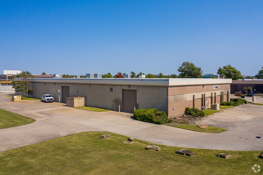 More Photos Of 12101 E 51st St, Tulsa Unknown For Lease