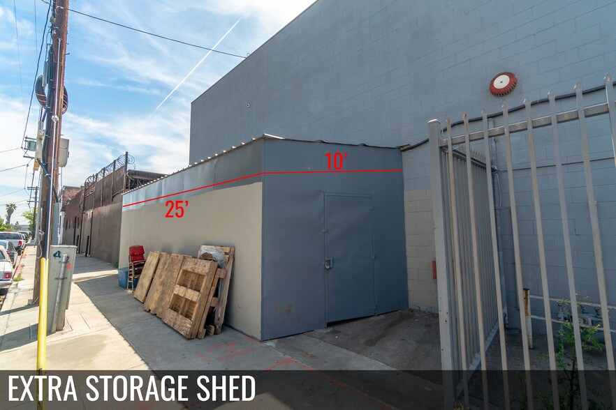 More Photos Of 5800 S Hoover St, Los Angeles Warehouse For Lease