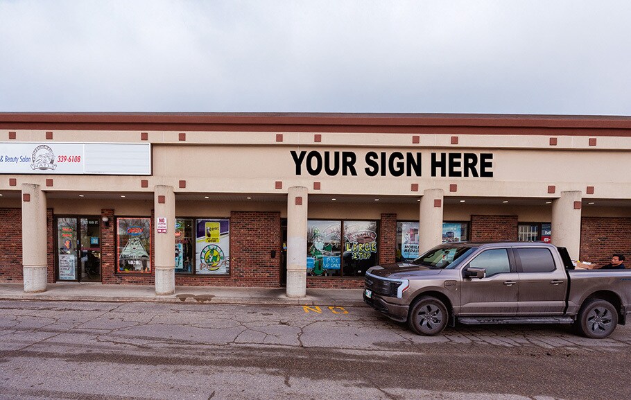 More Photos Of 1820 Main St, Winnipeg General Retail For Lease