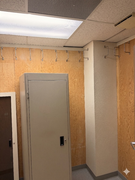 More Photos Of 1735 Enterprise Dr, Fairfield Light Distribution For Sale