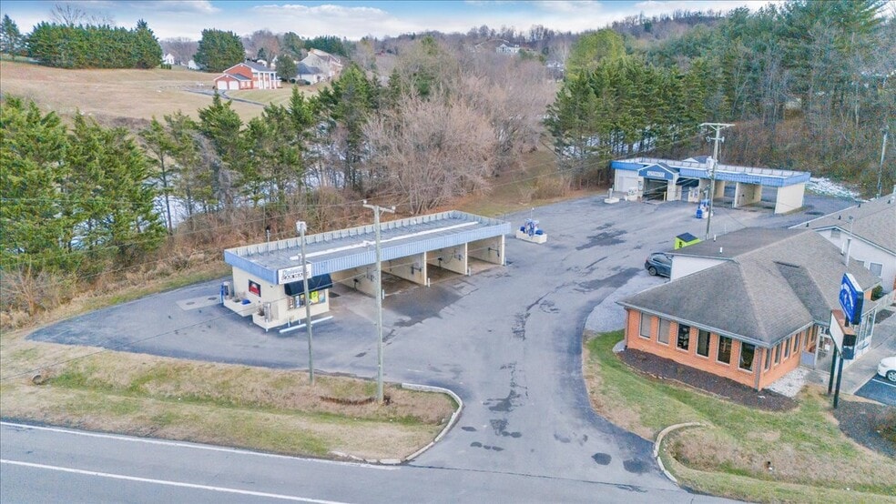 More Photos Of 870 Roanoke Rd, Daleville Carwash For Sale