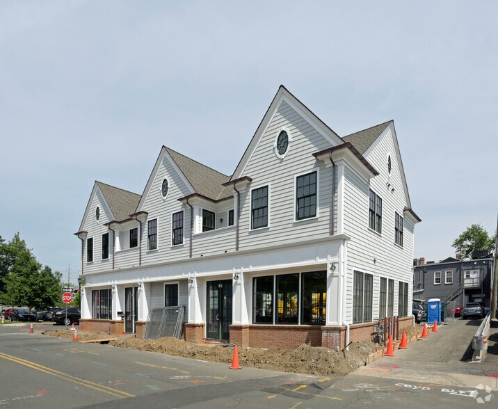 More Photos Of 13 Grove St, Darien Storefront Retail Residential For Lease