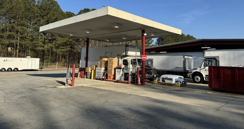 More Photos Of 43 Bellamy Ct, Stockbridge Warehouse For Lease