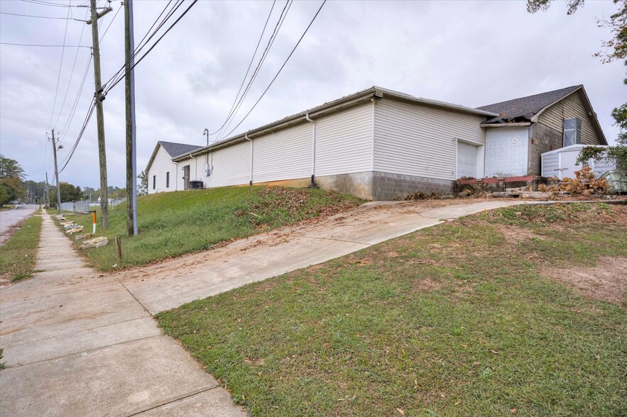 More Photos Of 1025 Patriots Way, Augusta Freestanding For Sale