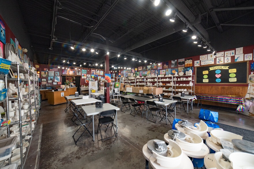 More Photos Of 5750 W 10th St, Greeley Freestanding For Lease