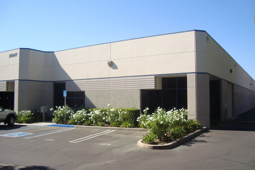 More Photos Of 25647 Rye Canyon Rd, Valencia Warehouse For Lease
