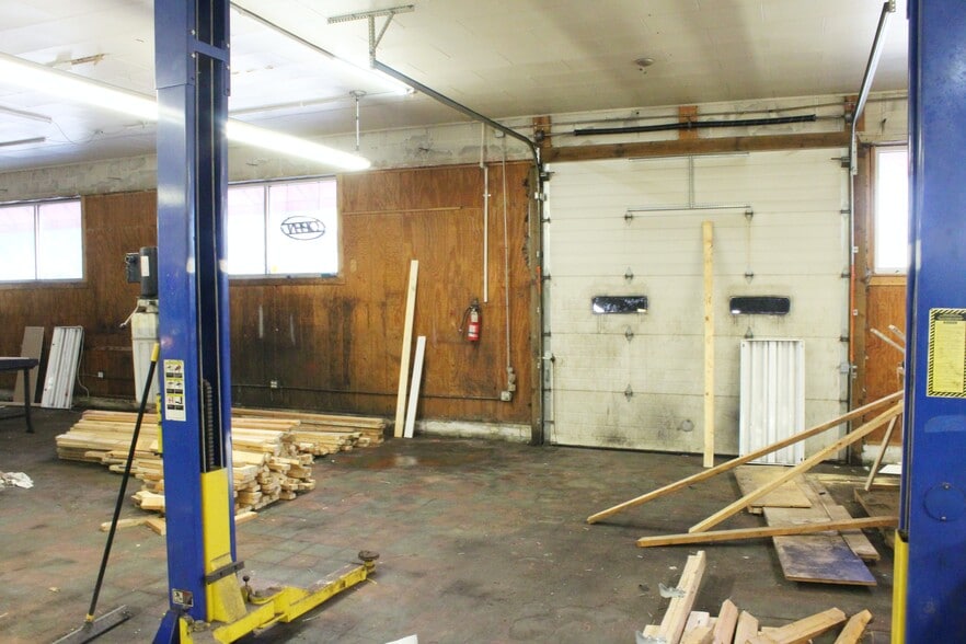More Photos Of 3031 S Holt Rd, Indianapolis Warehouse For Sale