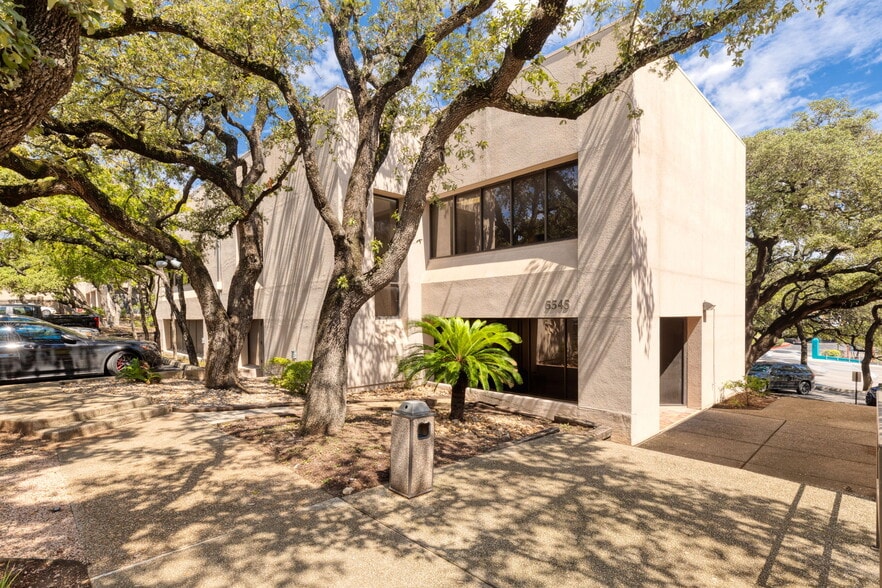 Primary Photo Of 5545 Fredericksburg Rd, San Antonio Medical For Lease