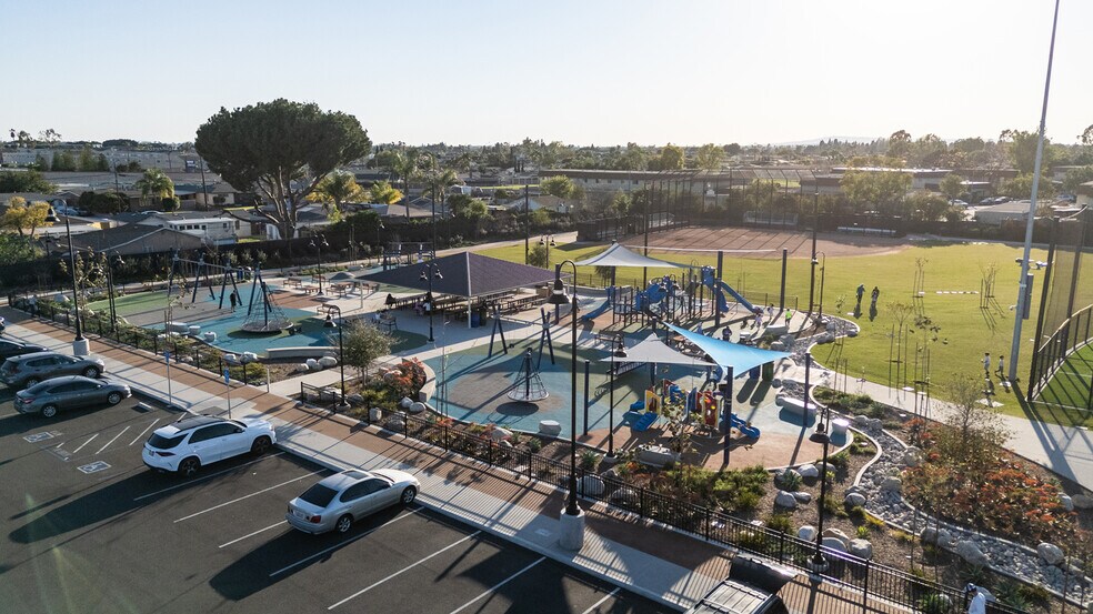 More Photos Of 8620-8624 Watson St, Cypress Apartments For Sale