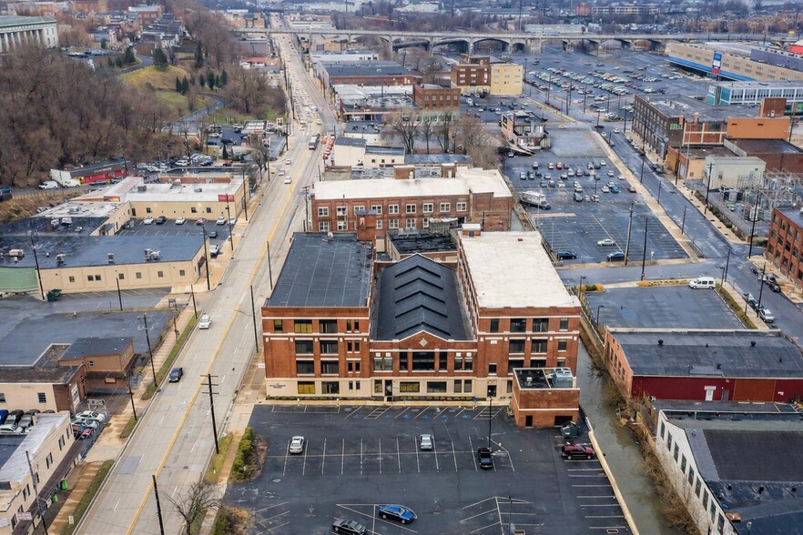 More Photos Of 100 N Cameron St, Harrisburg Medical For Sale