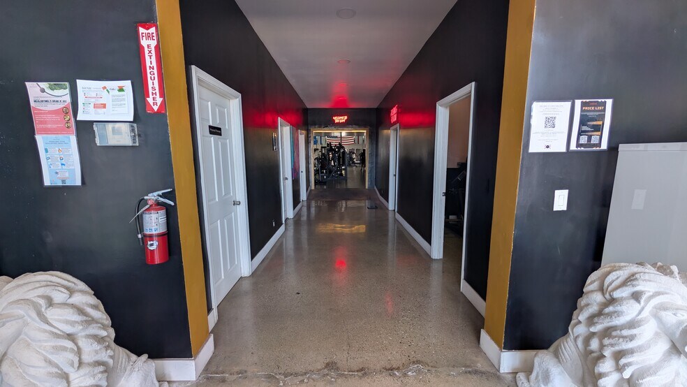 More Photos Of 440 E Holt Ave, Pomona Storefront For Lease