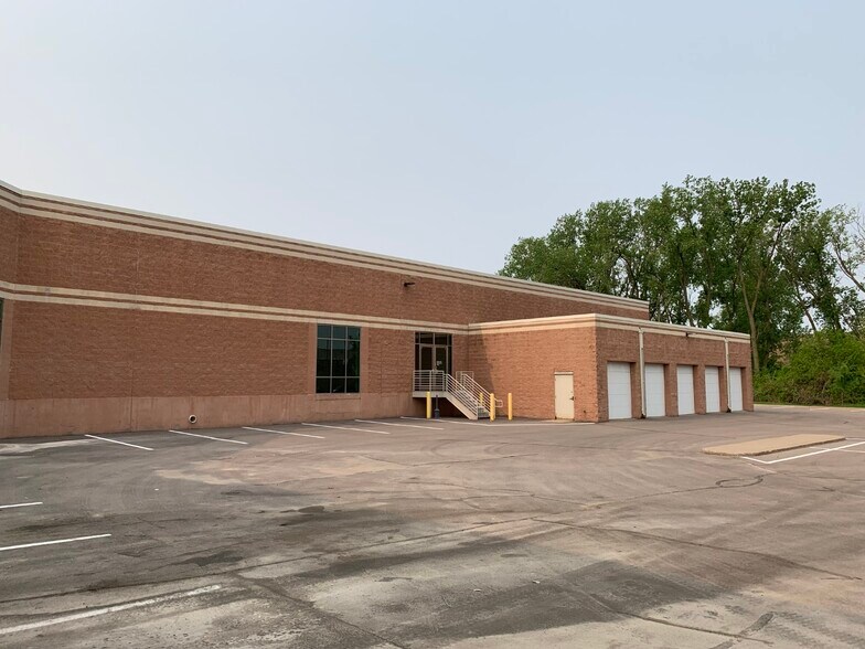 More Photos Of 10900 Hampshire Ave S, Bloomington Light Distribution For Sale