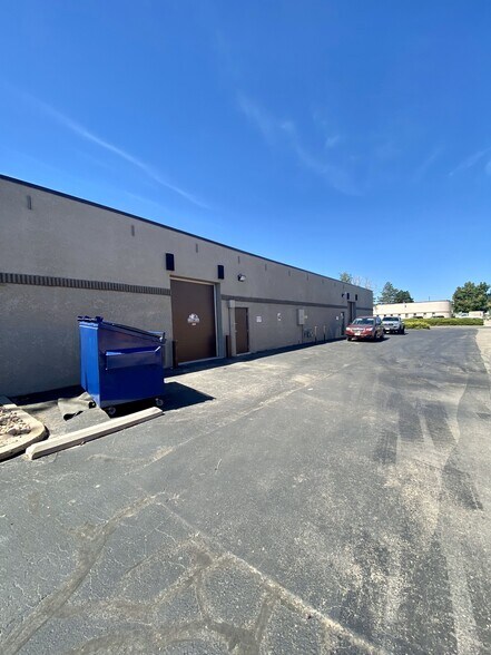 More Photos Of 4900-4910 Iris St, Wheat Ridge Warehouse For Sale