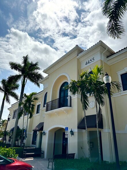 More Photos Of 4455 Military Trl, Jupiter Office For Lease