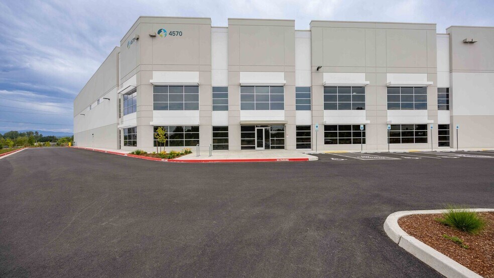 Primary Photo Of 4570 NE 122nd Ave, Portland Warehouse For Lease
